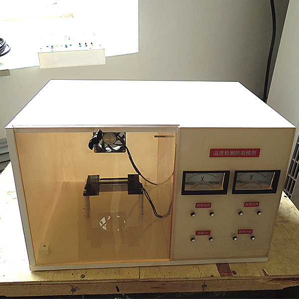 Dispositivo experimental de detección y control de temperatura DYPMX-11